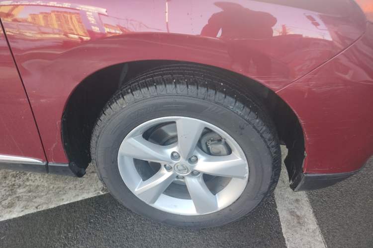 Used Lexus RX Classic 2011 270 Luxury Edition Right Front Wheel Hub