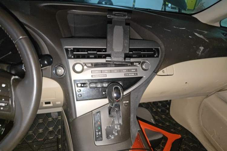 Used Lexus RX Classic 2011 270 Luxury Edition Audio And AC Panel