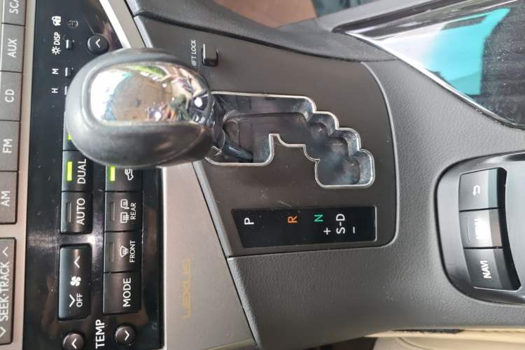 Used Lexus RX Classic 2011 270 Elegant Edition Gear Lever