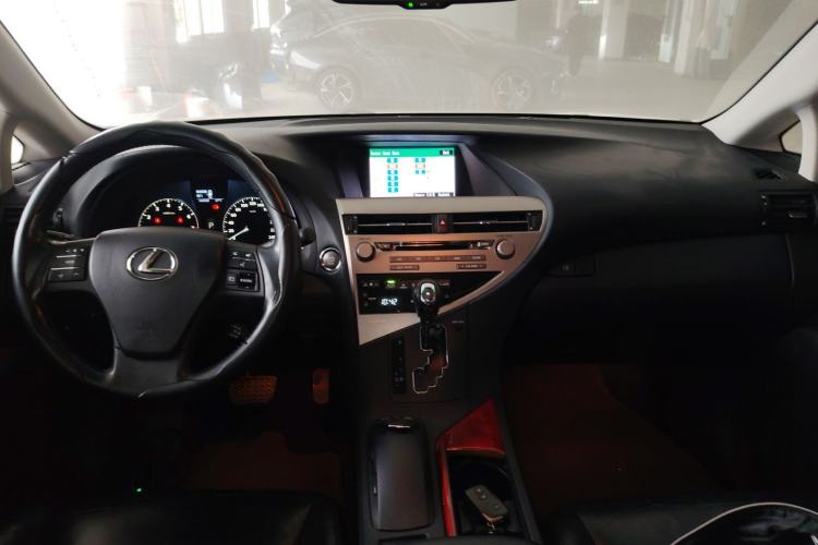 Used Lexus RX Classic 2011 270 Luxury Edition Center Console