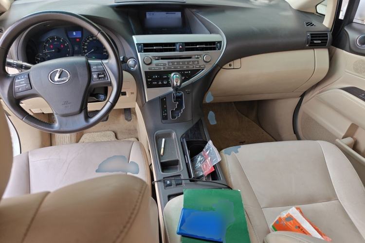 Used Lexus RX Classic 2011 270 Elegant Edition Center Console