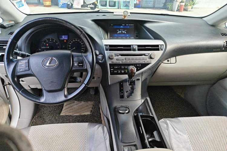 Used Lexus RX Classic 2011 270 Elite Edition Center Console