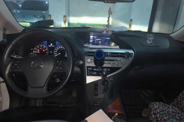 Used Lexus RX Classic 2011 270 Luxury Edition Center Console