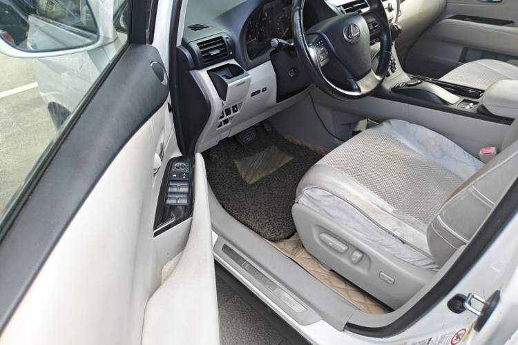 Used Lexus RX Classic 2011 270 Elite Edition Driver Seat