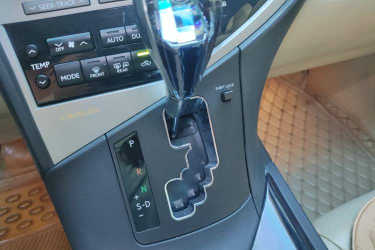 Used Lexus RX Classic 2011 270 Elegant Edition Gear Lever