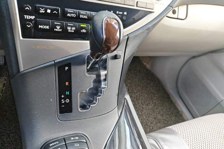 Used Lexus RX Classic 2011 270 Elite Edition Gear Lever