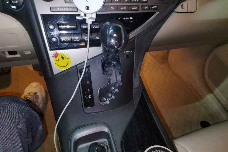 Used Lexus RX Classic 2011 270 Elegant Edition Gear Lever