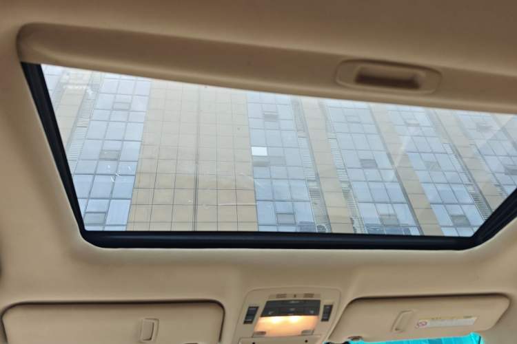 Used Lexus RX Classic 2011 270 Elegant Edition Headliner
