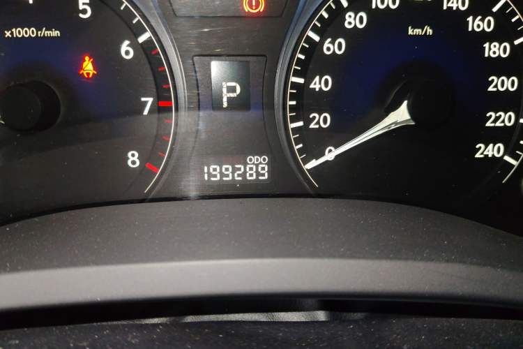 Used Lexus RX Classic 2011 270 Luxury Edition Odometer Close Up