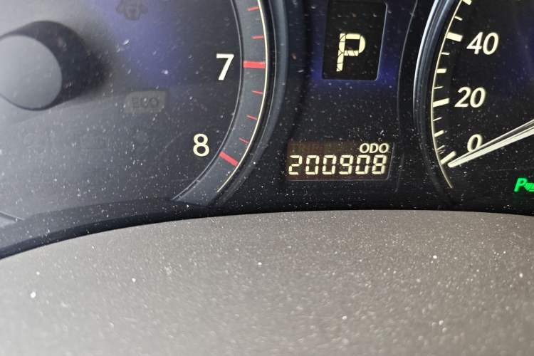 Used Lexus RX Classic 2011 270 Elegant Edition Odometer Close Up