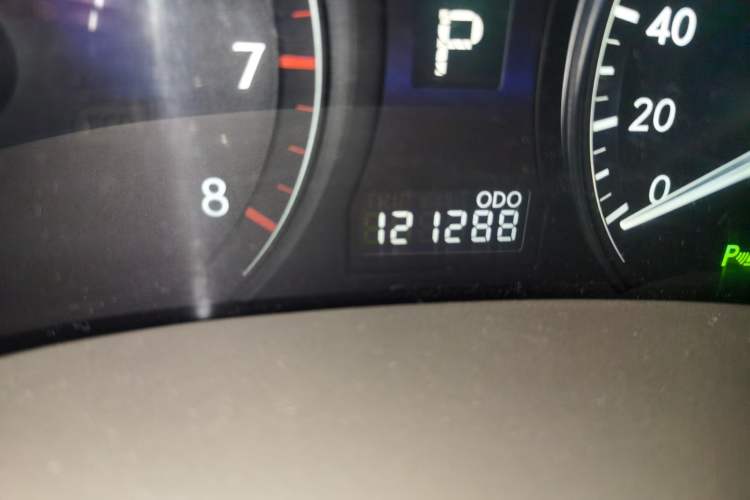 Used Lexus RX Classic 2011 270 Elegant Edition Odometer Close Up
