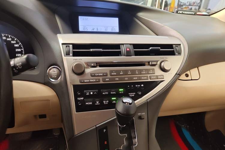 Used Lexus RX Classic 2011 270 Elegant Edition Audio And AC Panel