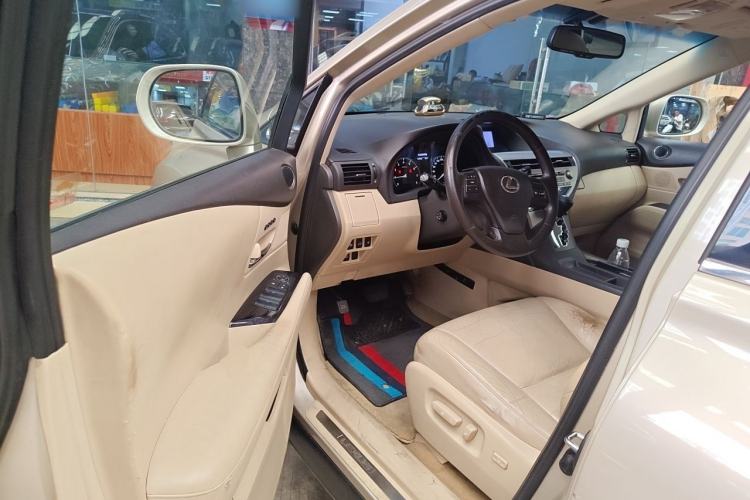 Used Lexus RX Classic 2011 270 Elegant Edition Driver Seat