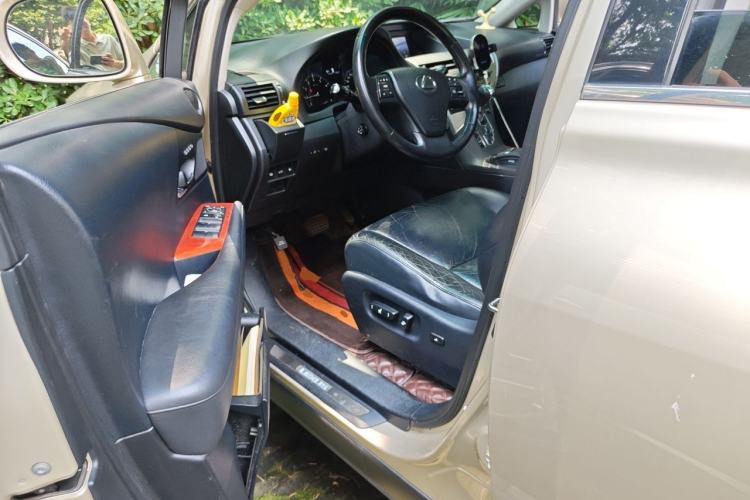 Used Lexus RX Classic 2011 270 Elegant Edition Driver Seat