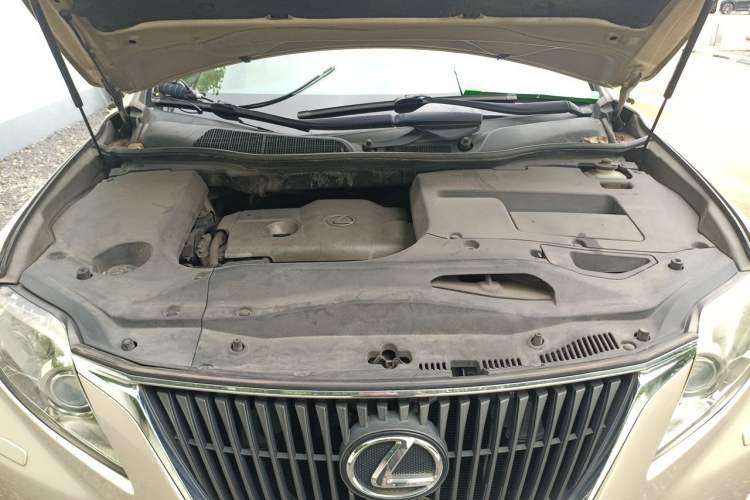 Used Lexus RX Classic 2011 270 Luxury Edition Engine Bay