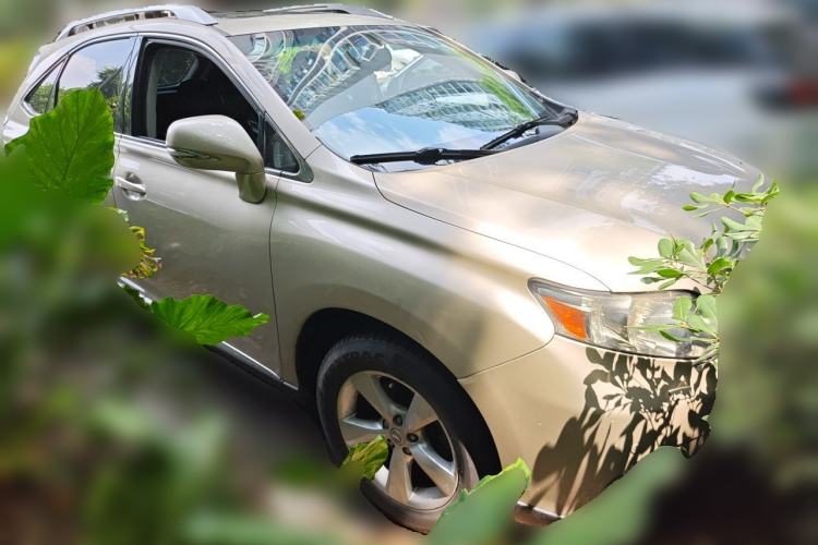 Used Lexus RX Classic 2011 270 Elegant Edition Front Right 45 Deg