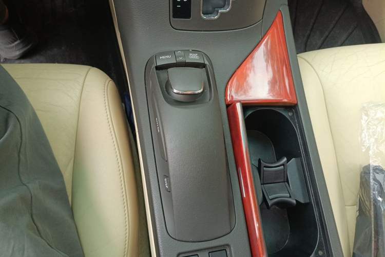 Used Lexus RX Classic 2011 270 Luxury Edition Gear Lever
