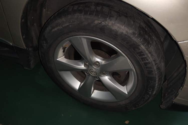 Used Lexus RX Classic 2011 270 Elegant Edition Right Front Wheel Hub