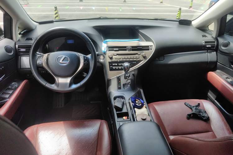 Used Lexus RX Classic 2012 270 Elegant Edition Center Console