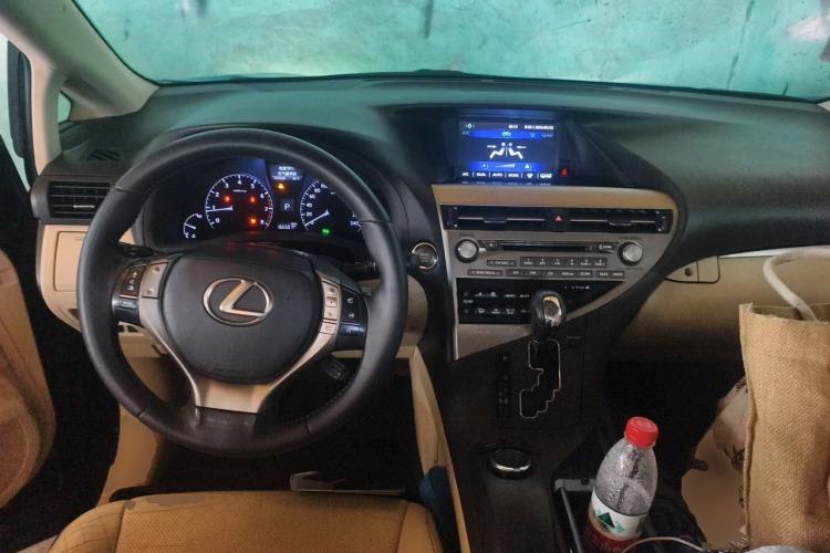 Used Lexus RX Classic 2012 270 Elegant Edition Center Console