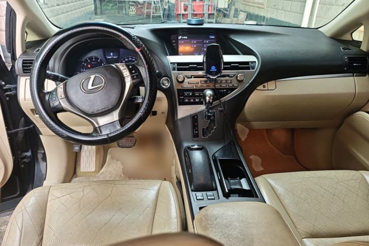 Used Lexus RX Classic 2012 270 Elegant Edition Center Console