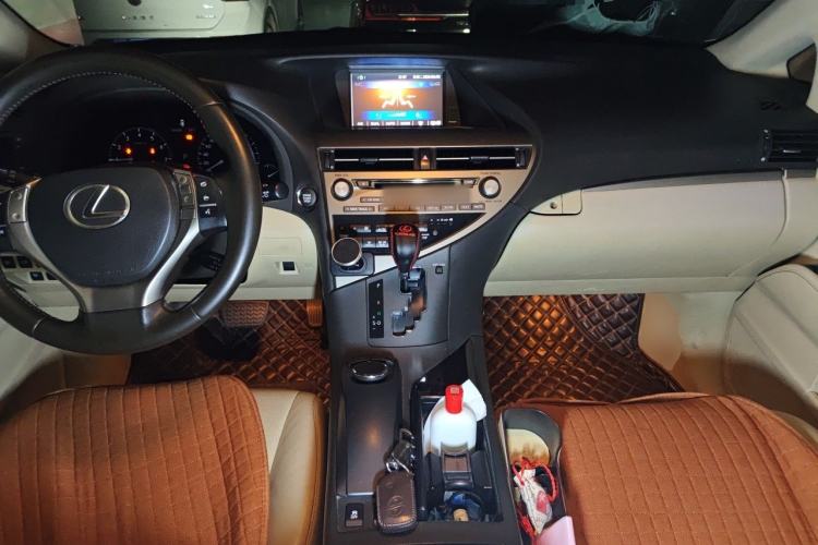Used Lexus RX Classic 2012 270 Elegant Edition Center Console