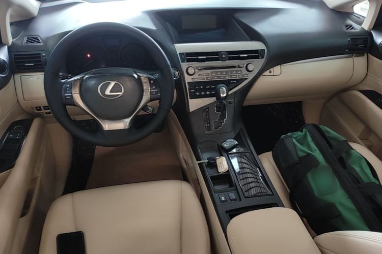 Used Lexus RX Classic 2012 270 Elegant Edition Center Console