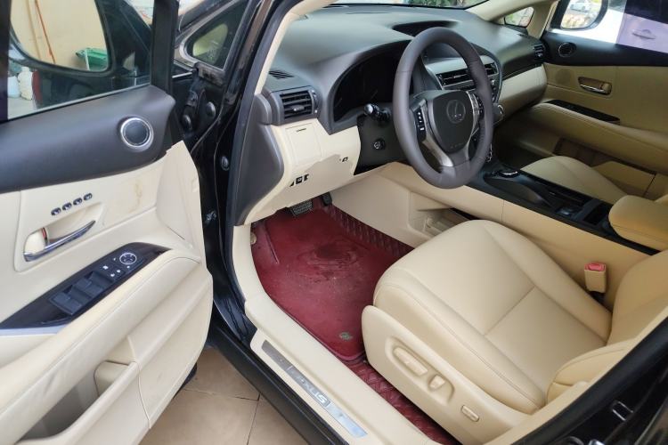 Used Lexus RX Classic 2012 270 Elegant Edition Driver Seat