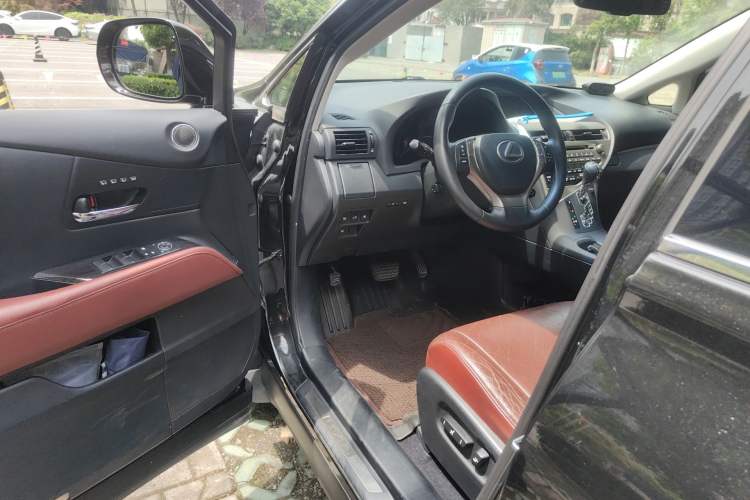 Used Lexus RX Classic 2012 270 Elegant Edition Driver Seat