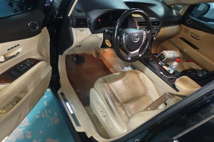 Used Lexus RX Classic 2012 270 Luxury Edition Driver Seat