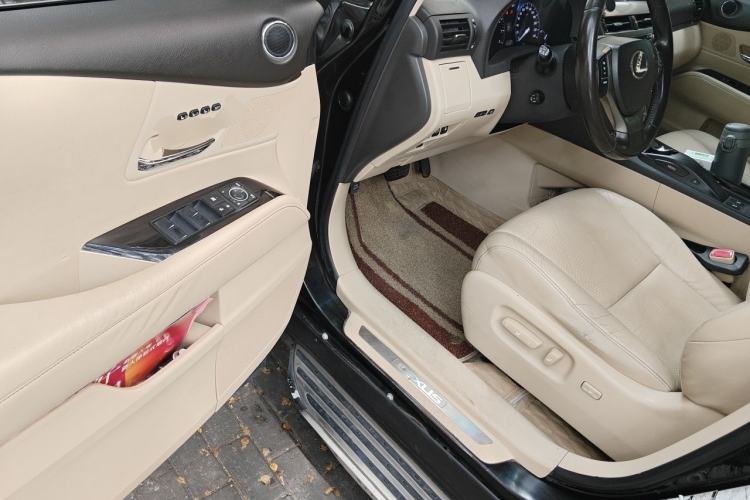Used Lexus RX Classic 2012 350 Elegant Edition Driver Seat