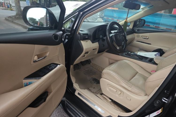 Used Lexus RX Classic 2012 270 Elegant Edition Driver Seat