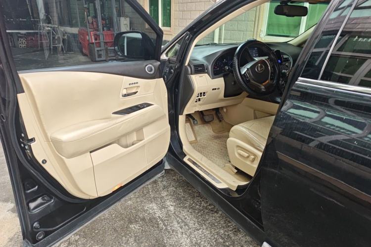 Used Lexus RX Classic 2012 270 Elegant Edition Driver Seat