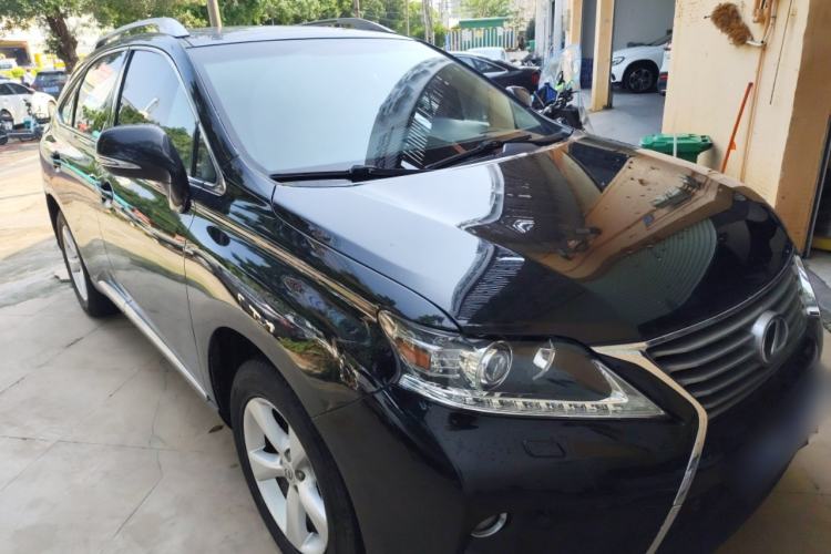 Used Lexus RX Classic 2012 270 Elegant Edition Front Right 45 Deg