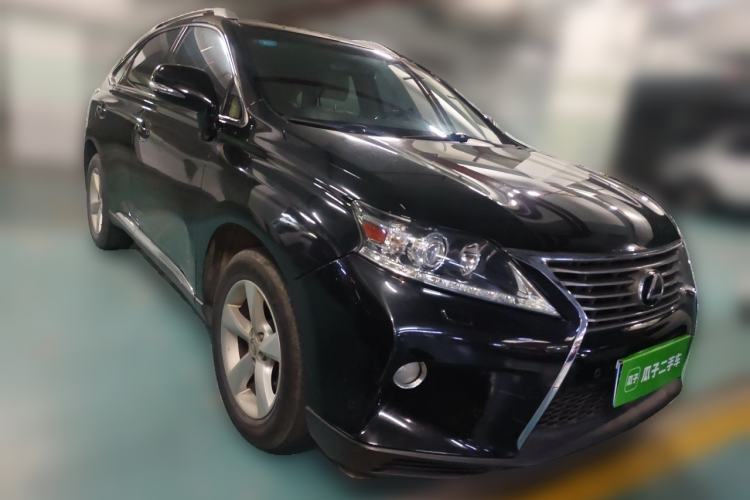 Used Lexus RX Classic 2012 270 Luxury Edition Front Right 45 Deg