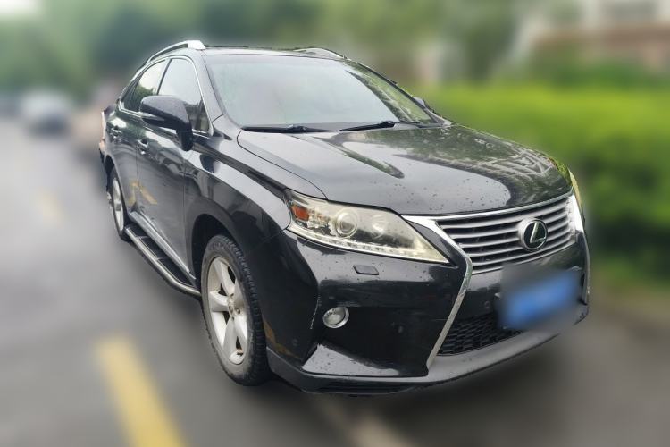 Used Lexus RX Classic 2012 270 Luxury Edition Front Right 45 Deg