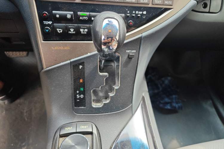 Used Lexus RX Classic 2012 270 Elegant Edition Gear Lever