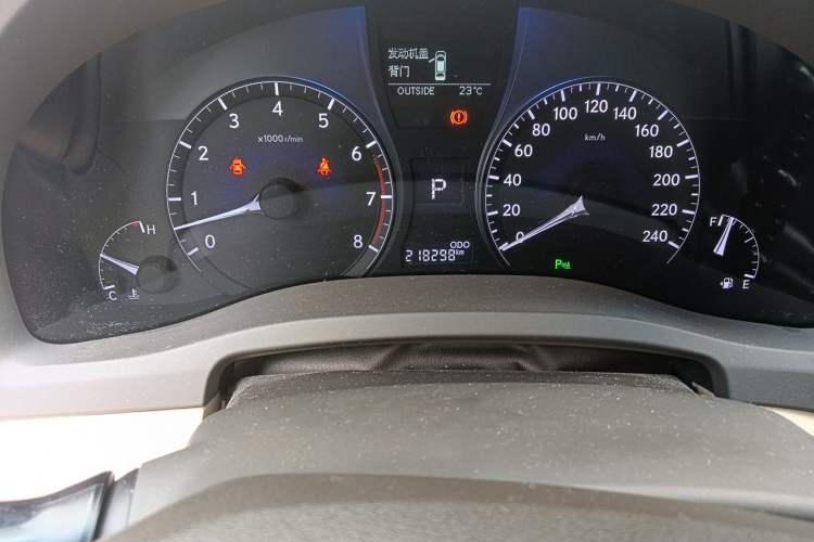 Used Lexus RX Classic 2012 270 Luxury Edition Odometer Close Up