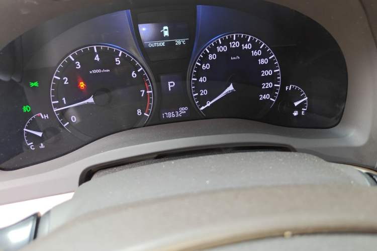Used Lexus RX Classic 2012 350 Elegant Edition Odometer Close Up