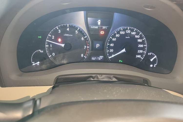 Used Lexus RX Classic 2012 270 Elegant Edition Odometer Close Up