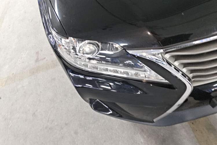 Used Lexus RX Classic 2012 270 Luxury Edition Right Front Headlight