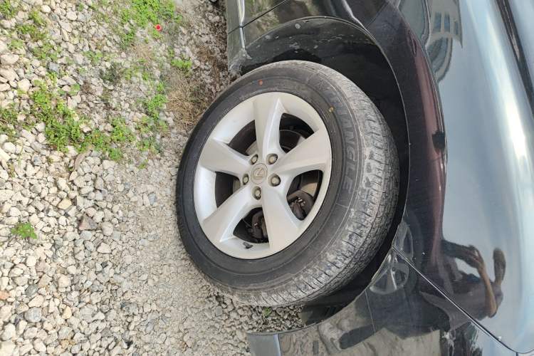 Used Lexus RX Classic 2012 350 Elegant Edition Right Front Wheel Hub