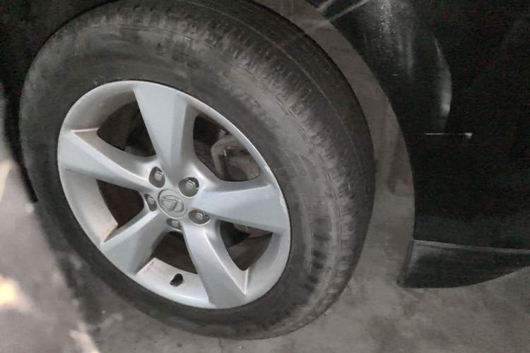 Used Lexus RX Classic 2012 270 Elegant Edition Right Front Wheel Hub