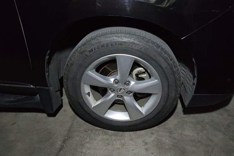 Used Lexus RX Classic 2012 270 Elegant Edition Right Front Wheel Hub