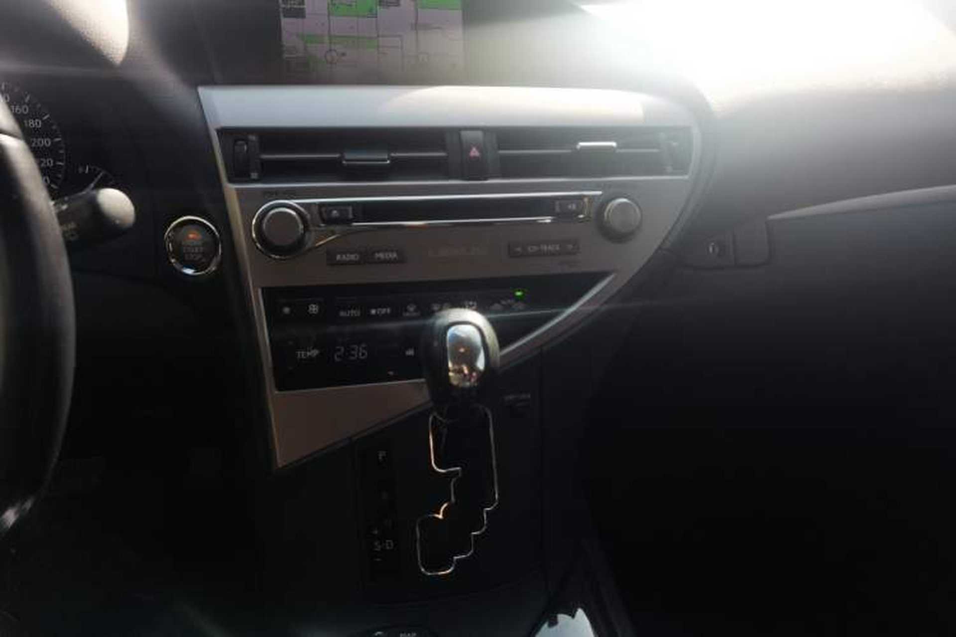 Used Lexus RX Classic 2012 270 Luxury Edition Audio And AC Panel