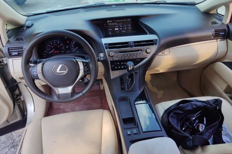 Used Lexus RX Classic 2012 270 Elegant Edition Center Console