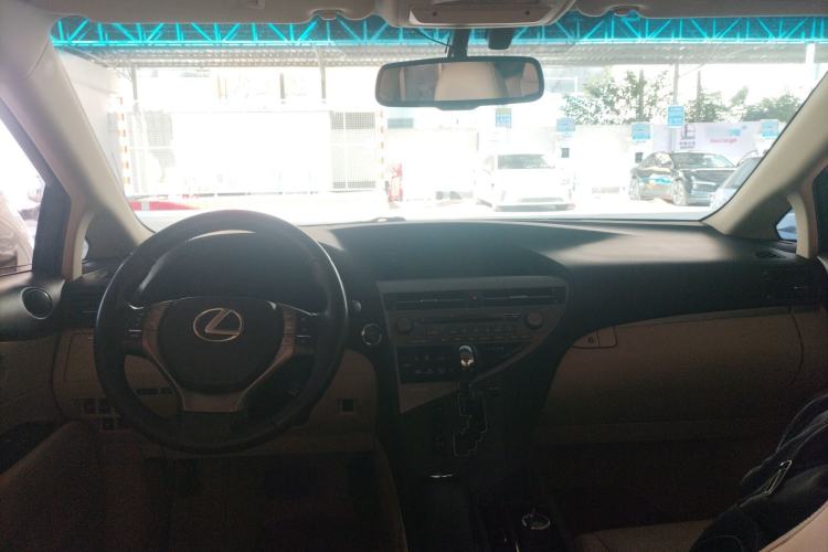 Used Lexus RX Classic 2012 270 Elegant Edition Center Console