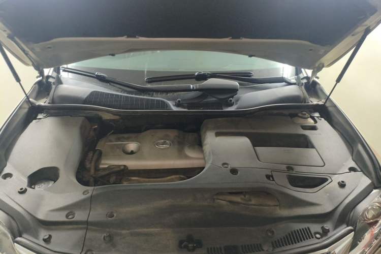 Used Lexus RX Classic 2012 270 Elegant Edition Engine Bay