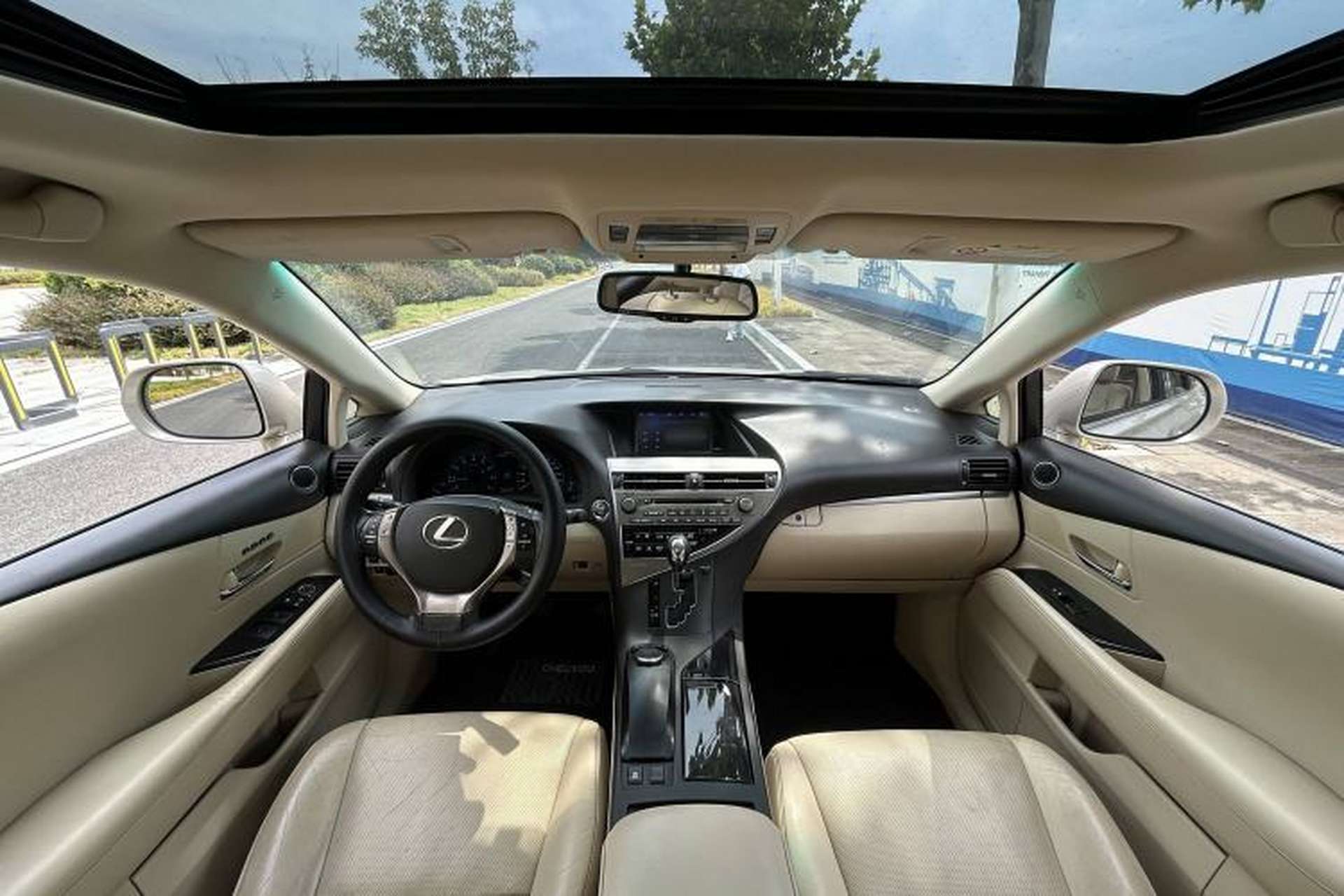 Used Lexus RX Classic 2012 270 Elegant Edition Interior 4