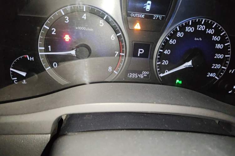 Used Lexus RX Classic 2012 270 Luxury Edition Odometer Close Up